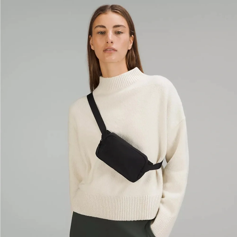 lululemon athletica Mini Belt Bag, black—NWT - Picture 2 of 6